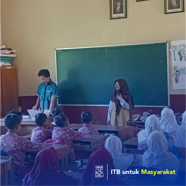 Penerapan Teknologi Augmented Reality pada Buku Pendamping Pengajaran untuk Siswa Sekolah Dasar pada Mata Pelajaran Fisika