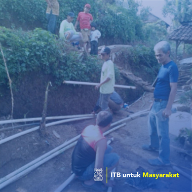 Aplikasi Desain Lingkungan Binaan Pada Pemberdayaan Desa Cikawari - Kabupaten Bandung