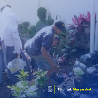 Diseminasi dan aplikasi Rain Garden untuk mengurangi genangan dan resiko banjir di perkotaaan, studi kasus di beberapa sekolah menengah di Kota 