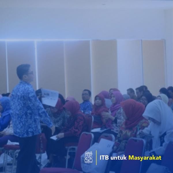 Pembinaan Literasi Keuangan Untuk Peningkatan Kesejahteraan Masyarakat Kota Cimahi Dan Sekitarnya