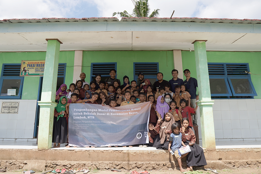 Pengembangan Modul Pembelajaran Kreatif Untuk Sekolah Dasar di Daerah Pasca Bencana Kecamatan Bayan, Lombok